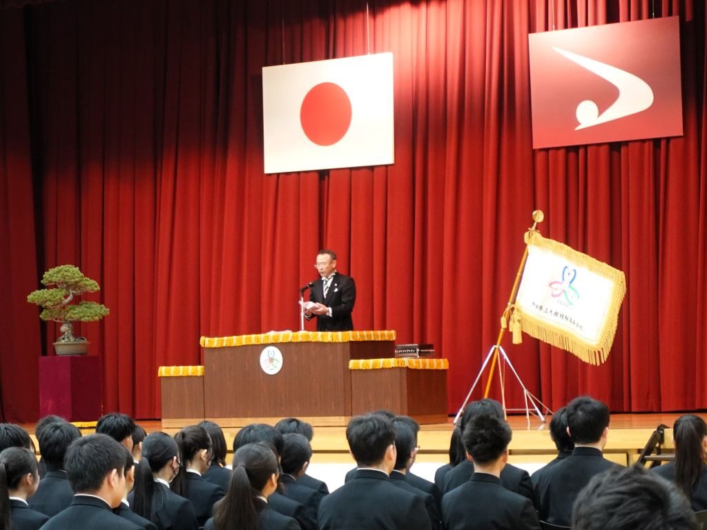 校長式辞の写真